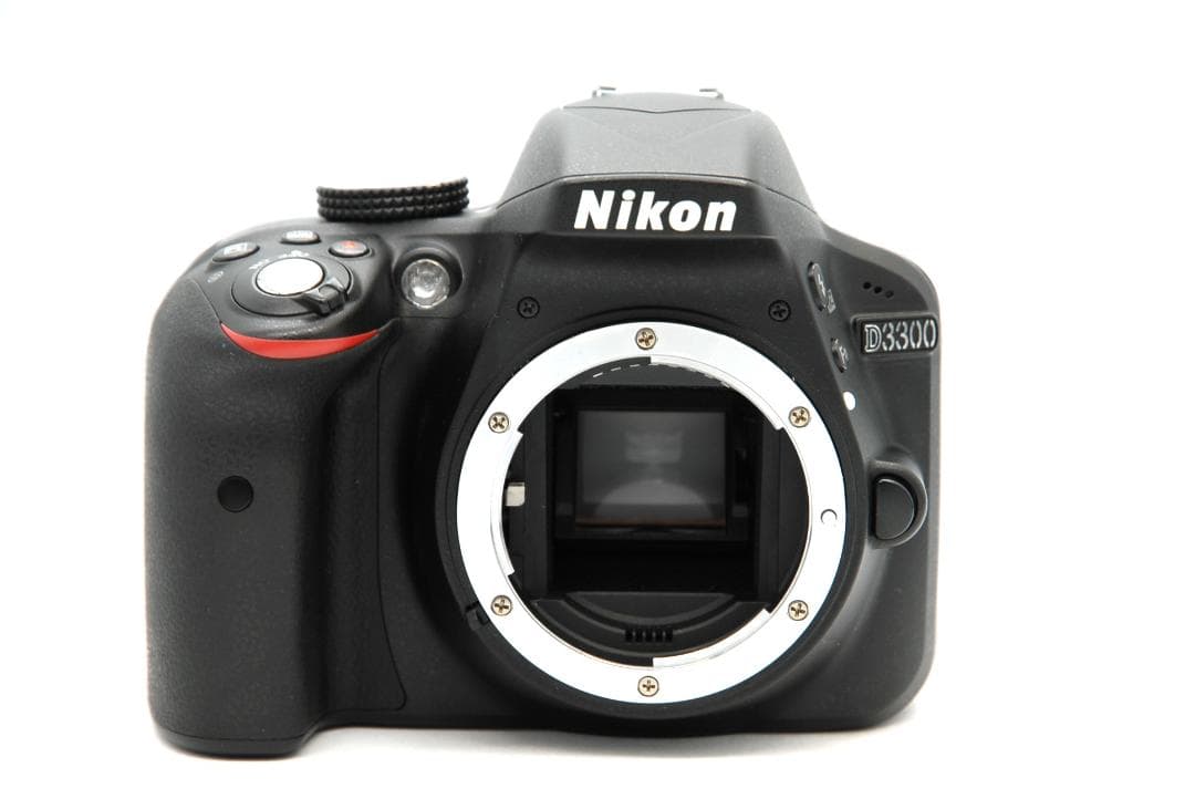 Nikon D3300 レンズキット 18-105mm VR シャッター969回