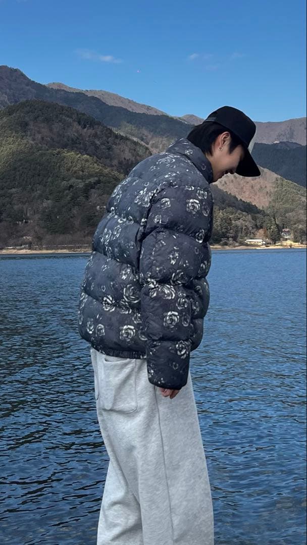 希少品！thisisneverthat 花柄ダウンジャケット Lサイズ