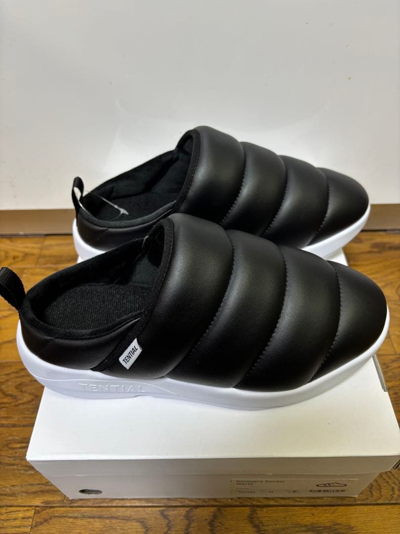 【新品未使用】TENTIAL 冬用リカバリーサンダル　Mサイズ