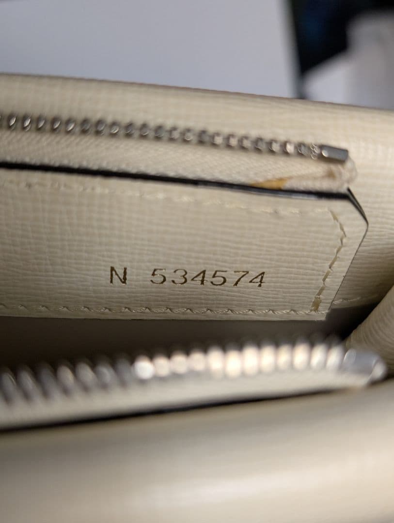 valextra ヴァレクストラ　ポケットメッセンジャーバッグ　ショルダーバッグ