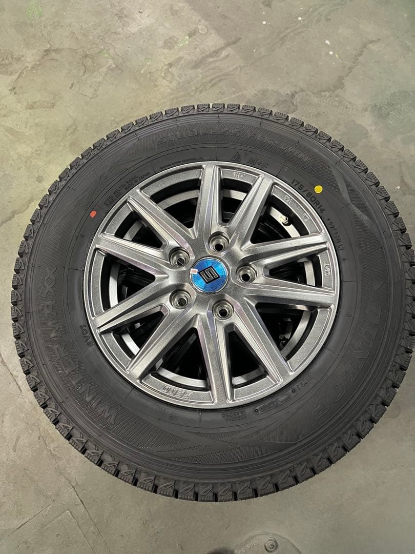 ☆みっちー ☆スタッドレスタイヤ　アルミホイールセット