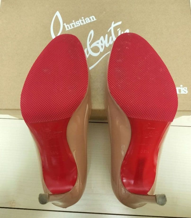 Christian Louboutin パンプスPK20 NUDE6248