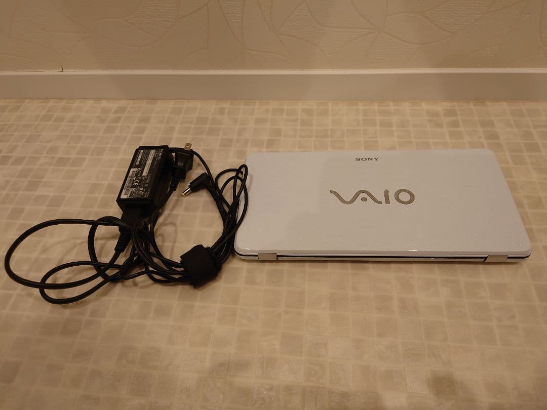 SONY VGN-P92KS ホワイト/ブラウン ジャンク品