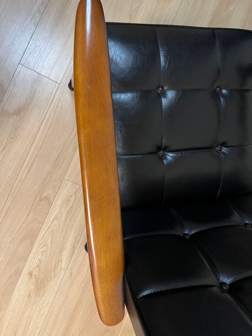 カリモク60 Kチェア1シータースタンダードブラック（ウォールナット色塗装）