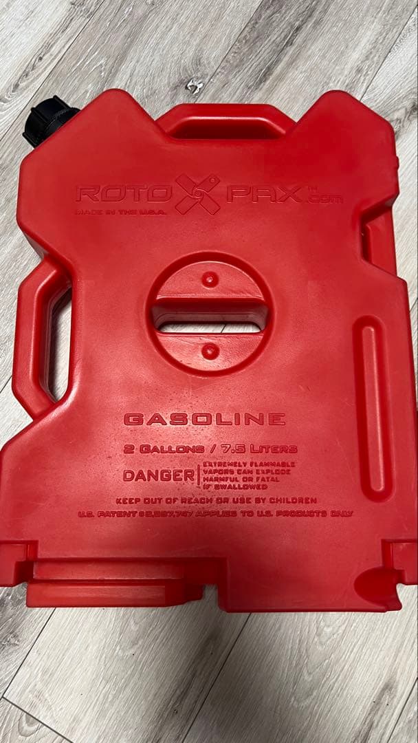 JEEP ガソリン用プラスチック容器 2ガロン