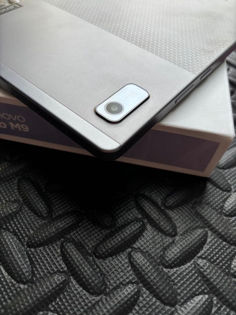 Lenovo Tab M9 グレー 9インチ タブレット 付属品なし