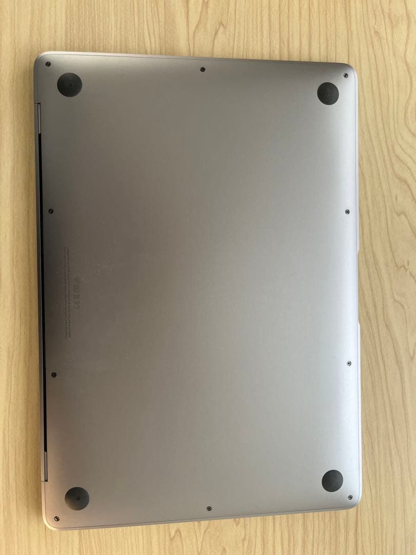 MacBookAir2020 Retina13 i3 8GB バッテリー100%