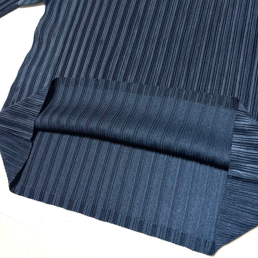 プリーツプリーズ　長袖ハイネック　ネイビー系　サイズ3