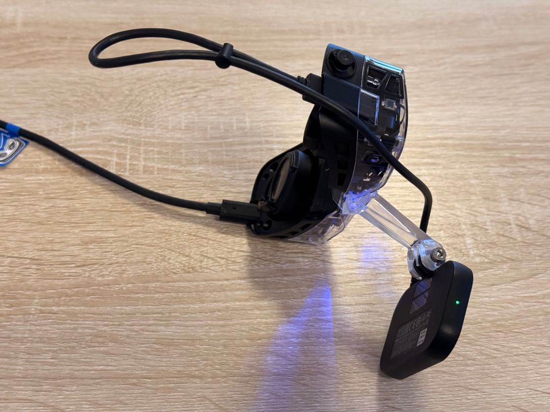 VIVE Facial Tracker Beyondマウント付き