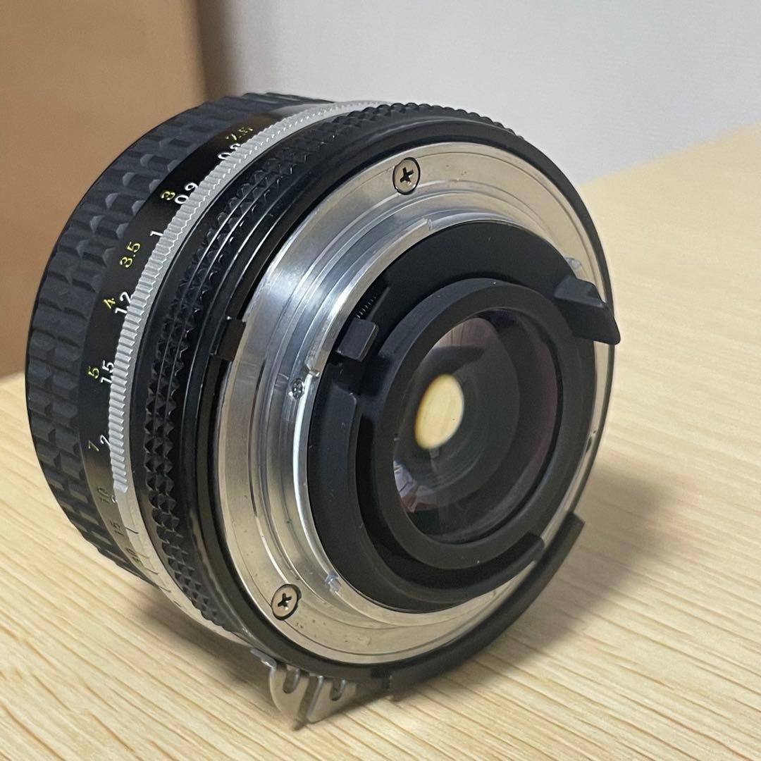 Nikon ニコンai Nikkor 50mm f/1.8 レンズ