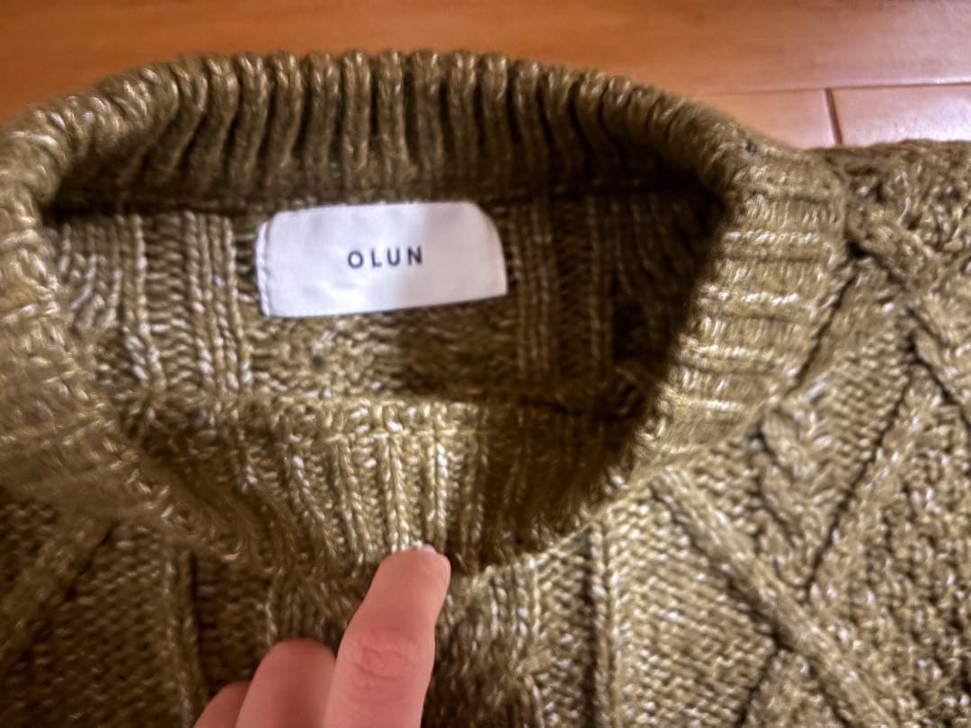 olun short cable knit/ショートケーブルニット カーキ