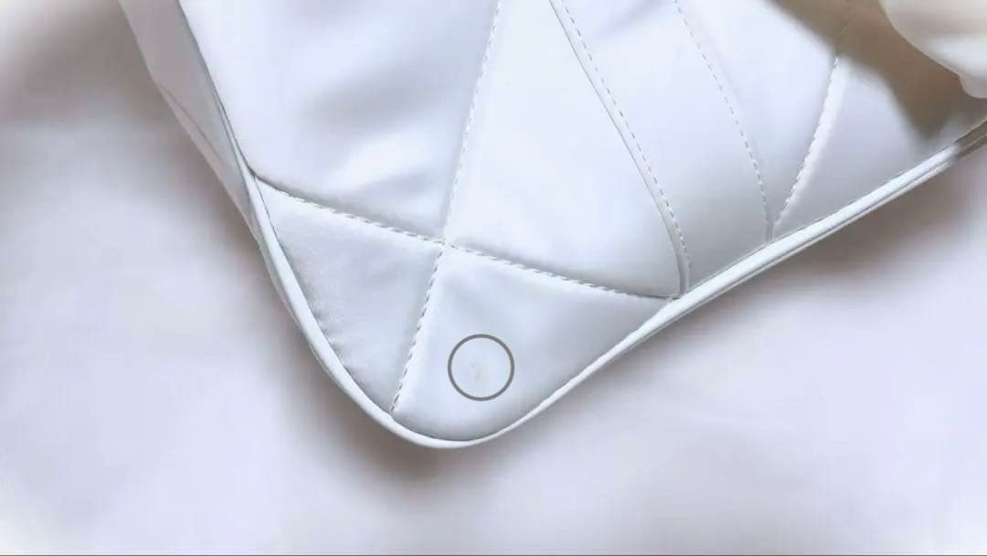 Rose’Muse satin traveling boston bag