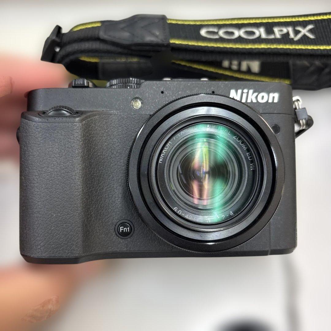 デジタルカメラ Nikon COOLPIX P7700