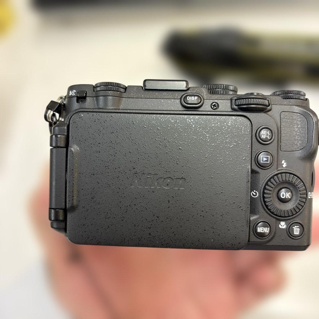 デジタルカメラ Nikon COOLPIX P7700