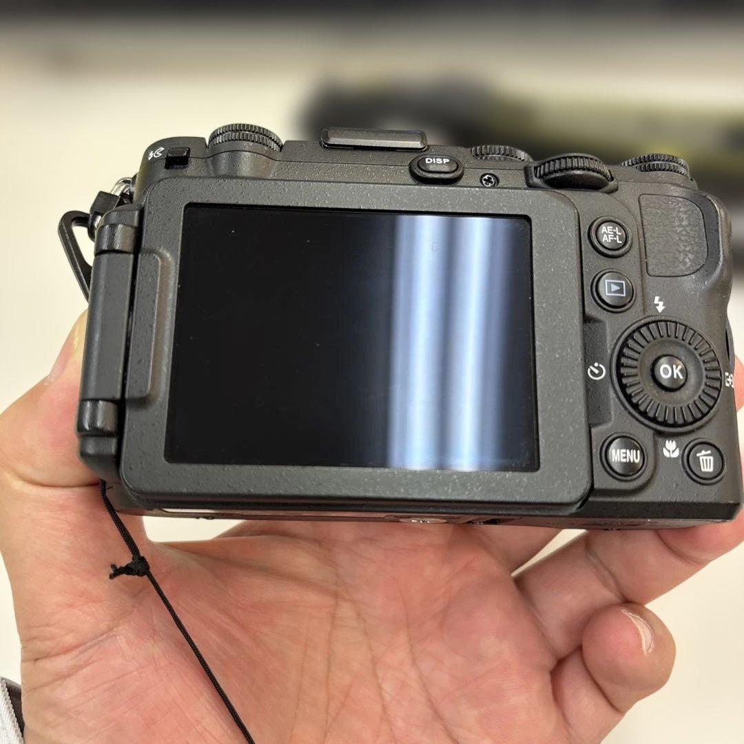 デジタルカメラ Nikon COOLPIX P7700