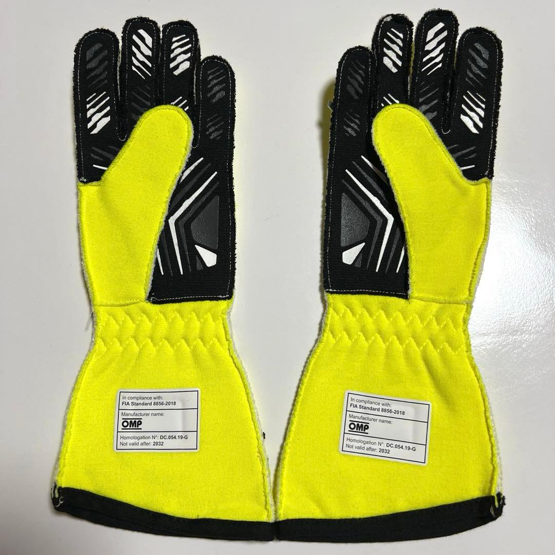 新品未使用　OMP ONE-S イエロー FIA規格8856-2000