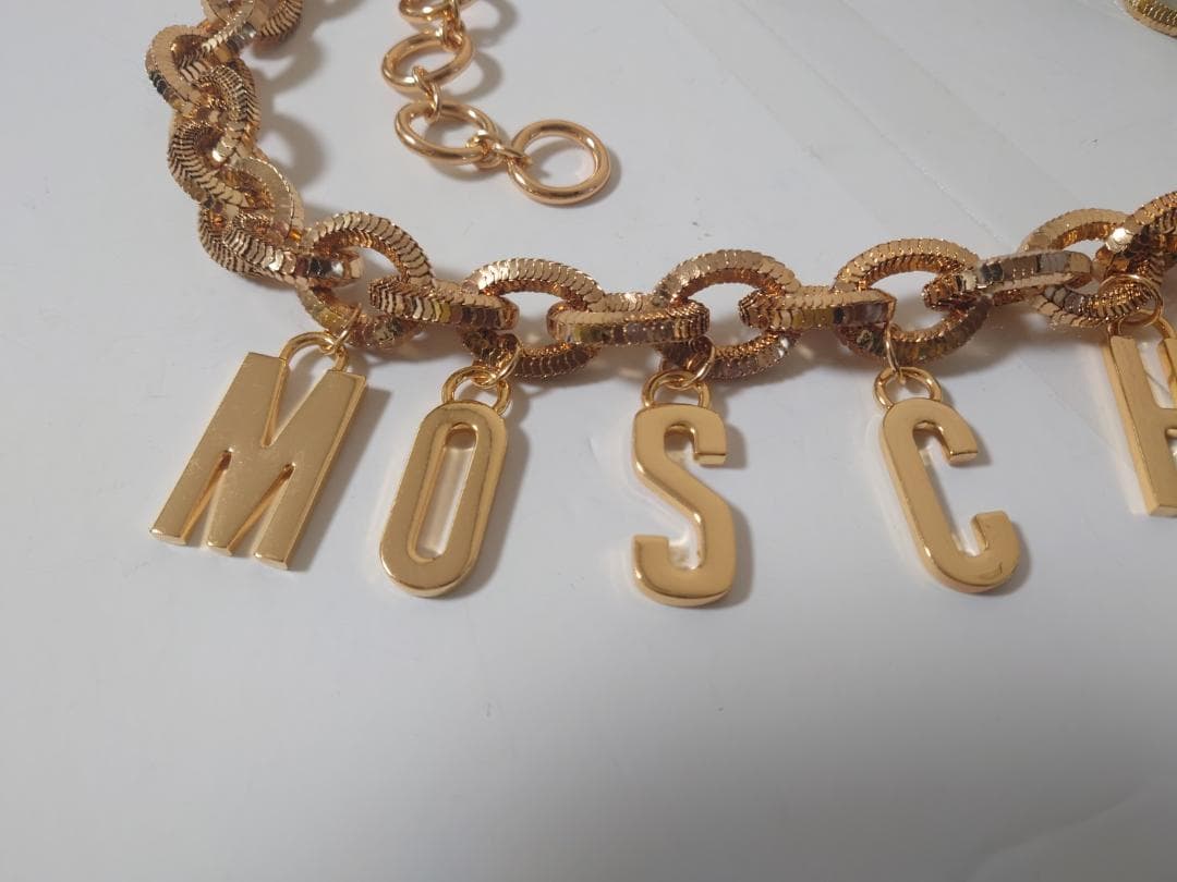  MOSCHINO モスキーノ ゴールドメッキ ベルト T25062303