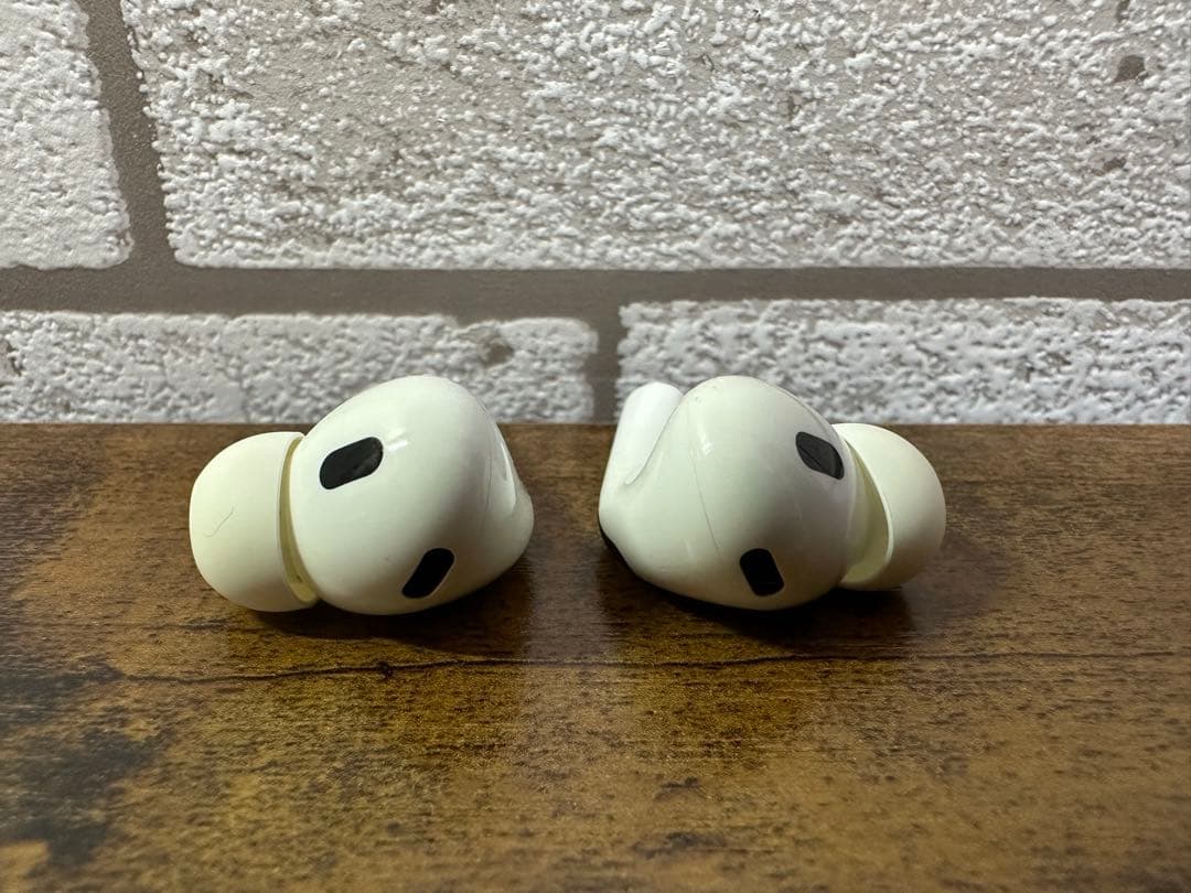 AirPodsPro2 USB-Cタイプ 刻印入りケース付き