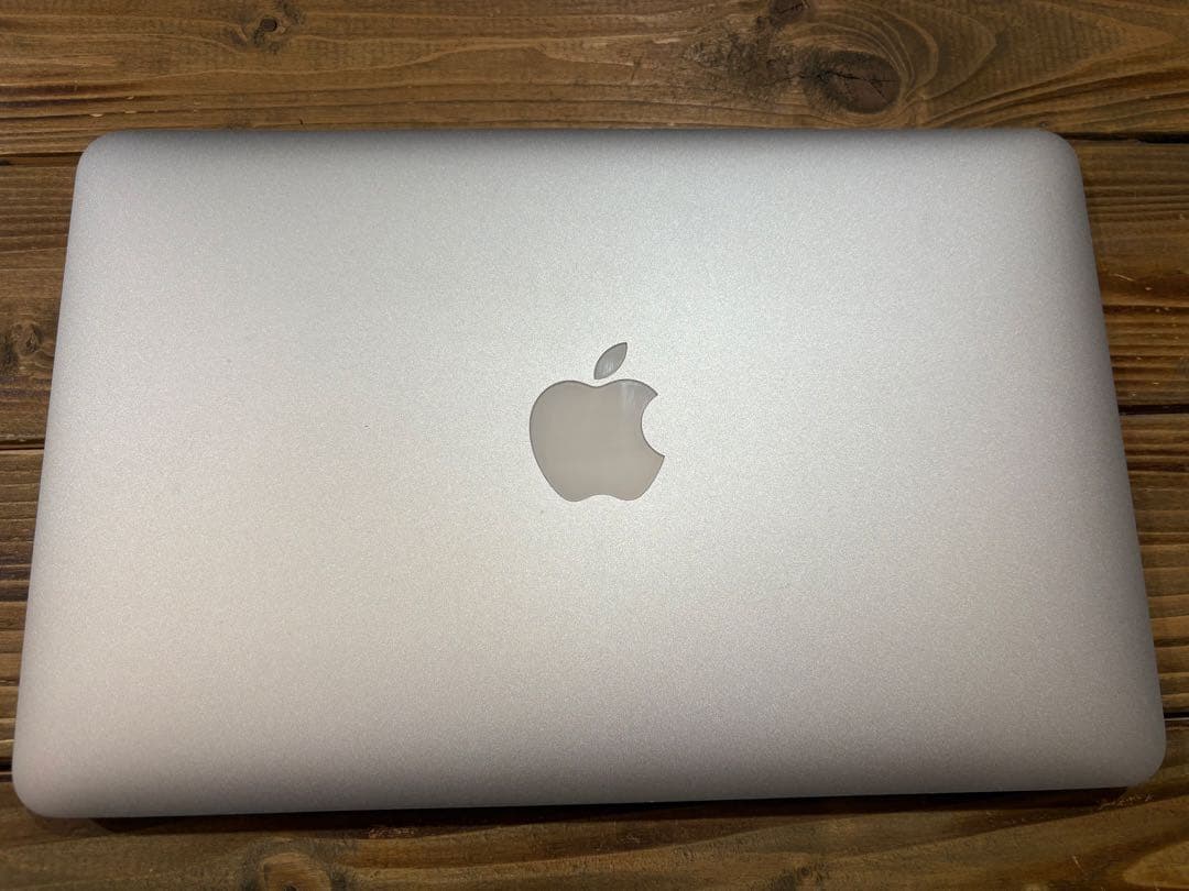 MacBook Air 11インチ 箱、電源、OSメモリ付き