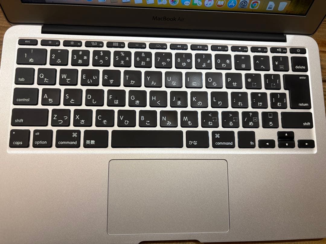 MacBook Air 11インチ 箱、電源、OSメモリ付き