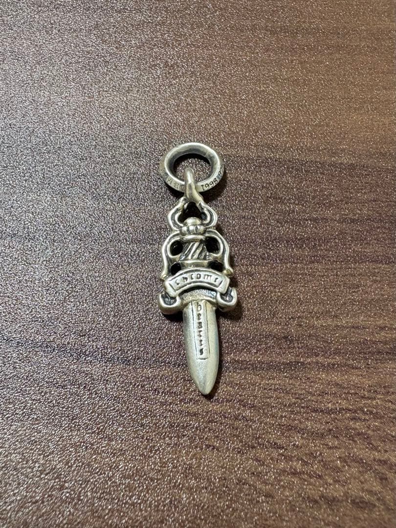 CHROME HEARTSクロムハーツ　DAGGERCHARM