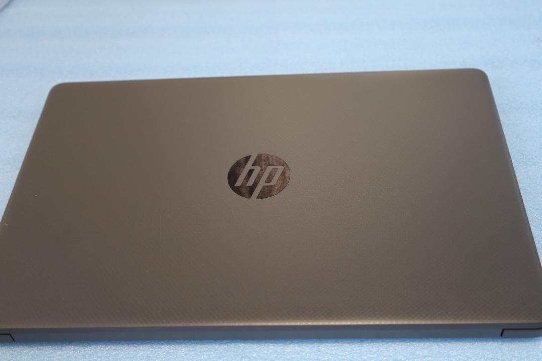 【未使用品】HPノートパソコン　B10NMAT#ABJ [250RG9]