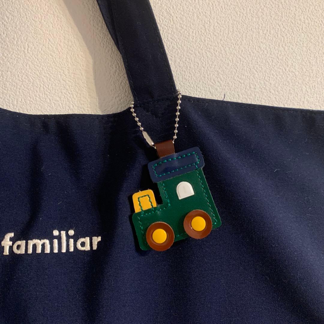 A*5様 【美品】ファミリア familiar レッスンバック　チャーム付
