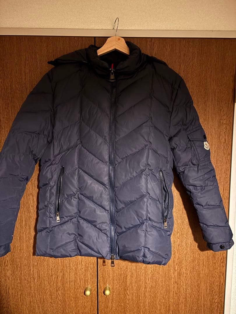 【状態考慮】Moncler ダウンジャケット　ネイビー