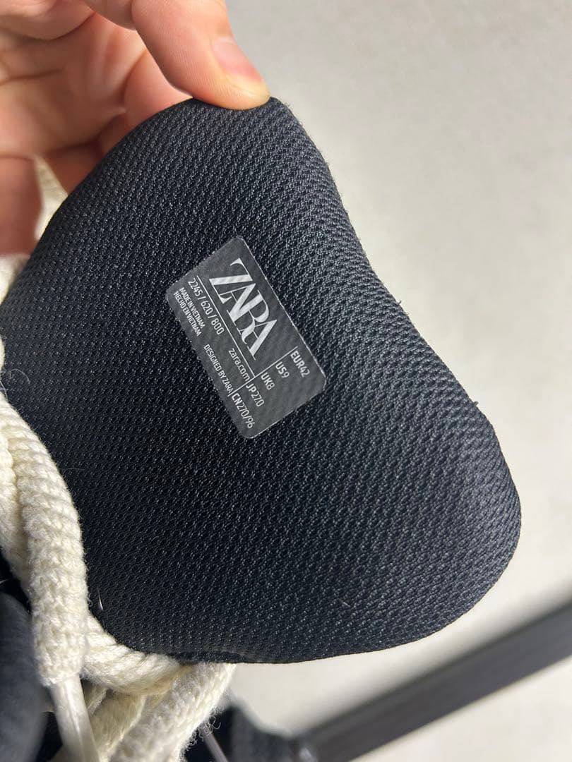 安値❗️ZARA ロープレーススニーカー