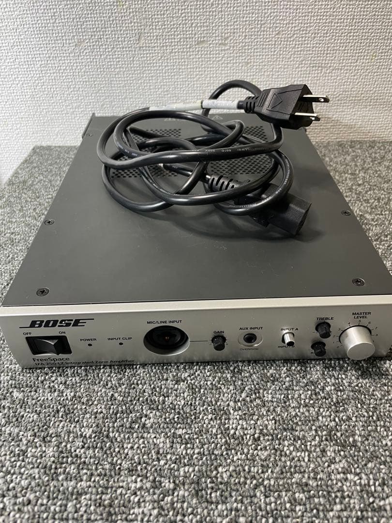 美品 BOSE ボーズ FreeSpace IZA250-LZ パワーアンプ