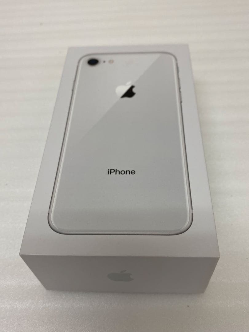 3-2548 iPhone8 シルバー　64GB