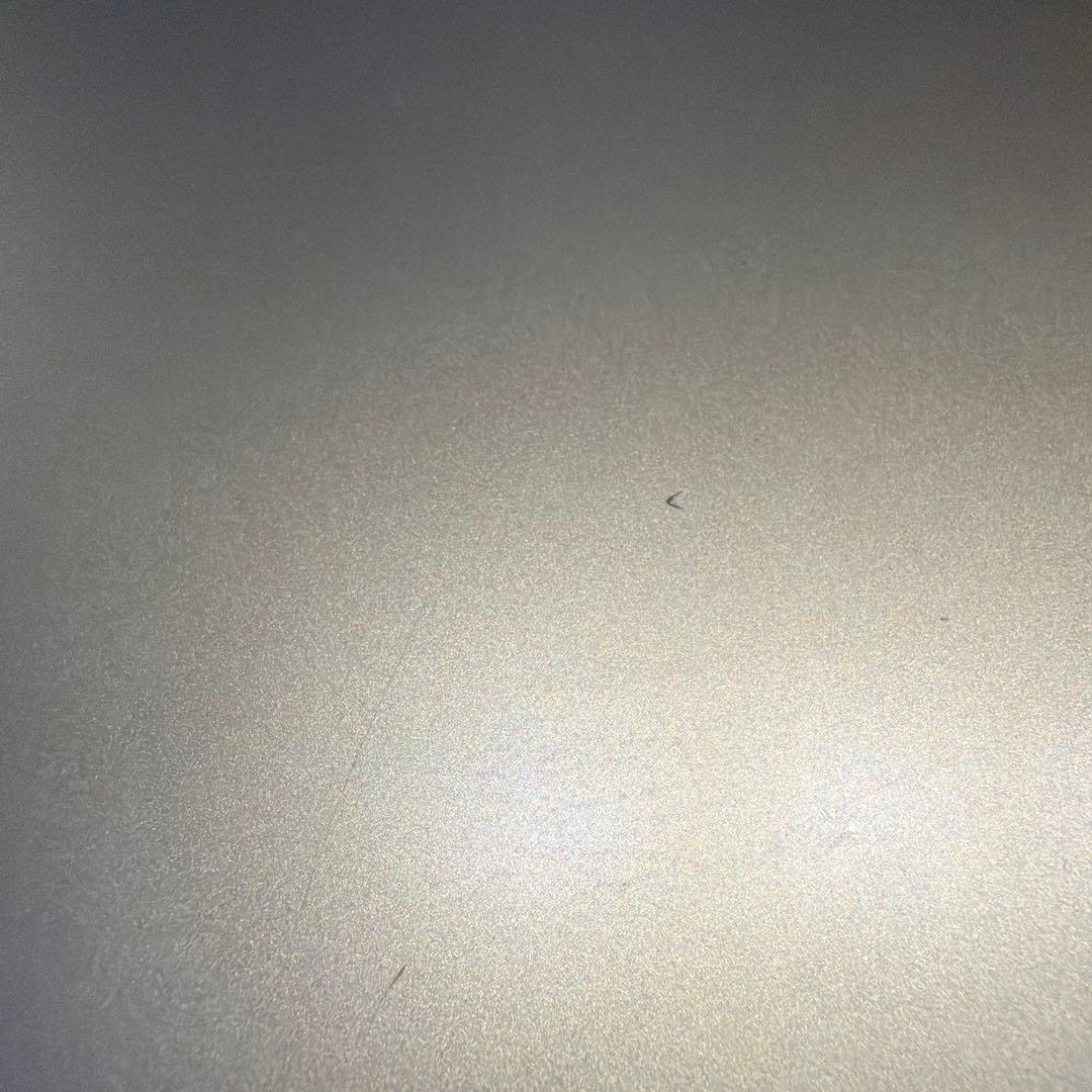 ASUS Vivobook 15.6インチ シルバー