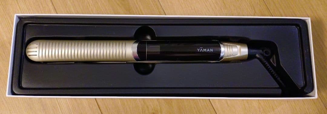 ✽未使用品✽YAMAN✽ヘアアイロン✽スムースアイロンフォトイオン✽ゴールド✽