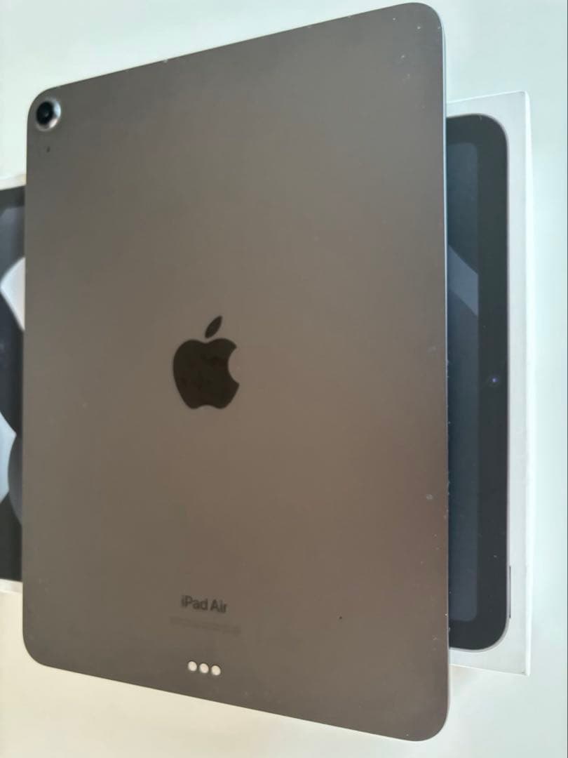 iPad Air 第五世代　64GB 美品　スペースグレー