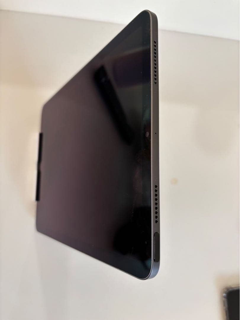 iPad Air 第五世代　64GB 美品　スペースグレー