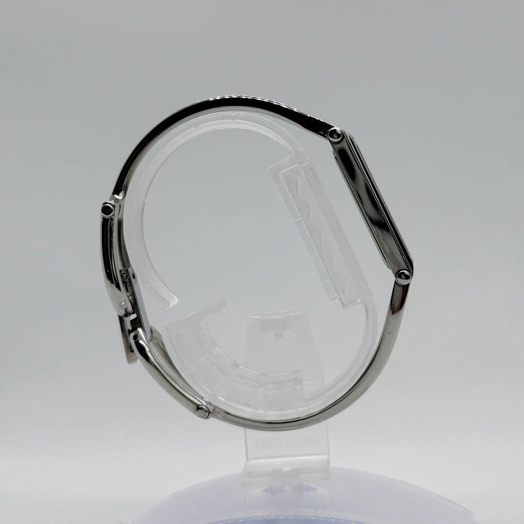 人気♡保存箱付♡GUCCI グッチ ロゴ バングルウォッチ レディース 腕時計