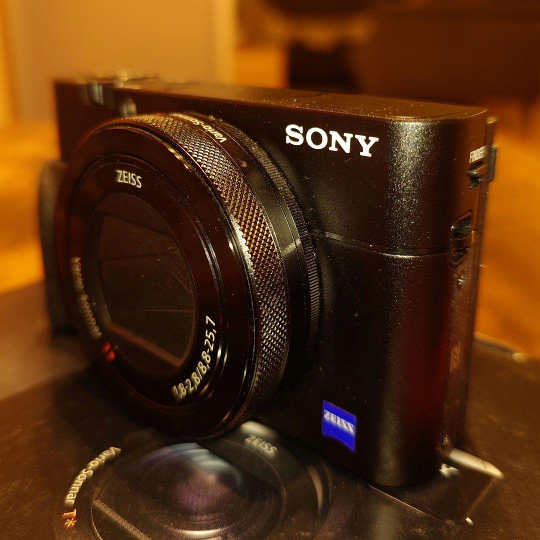 SONY Cyber−shot DSC-RX100M5