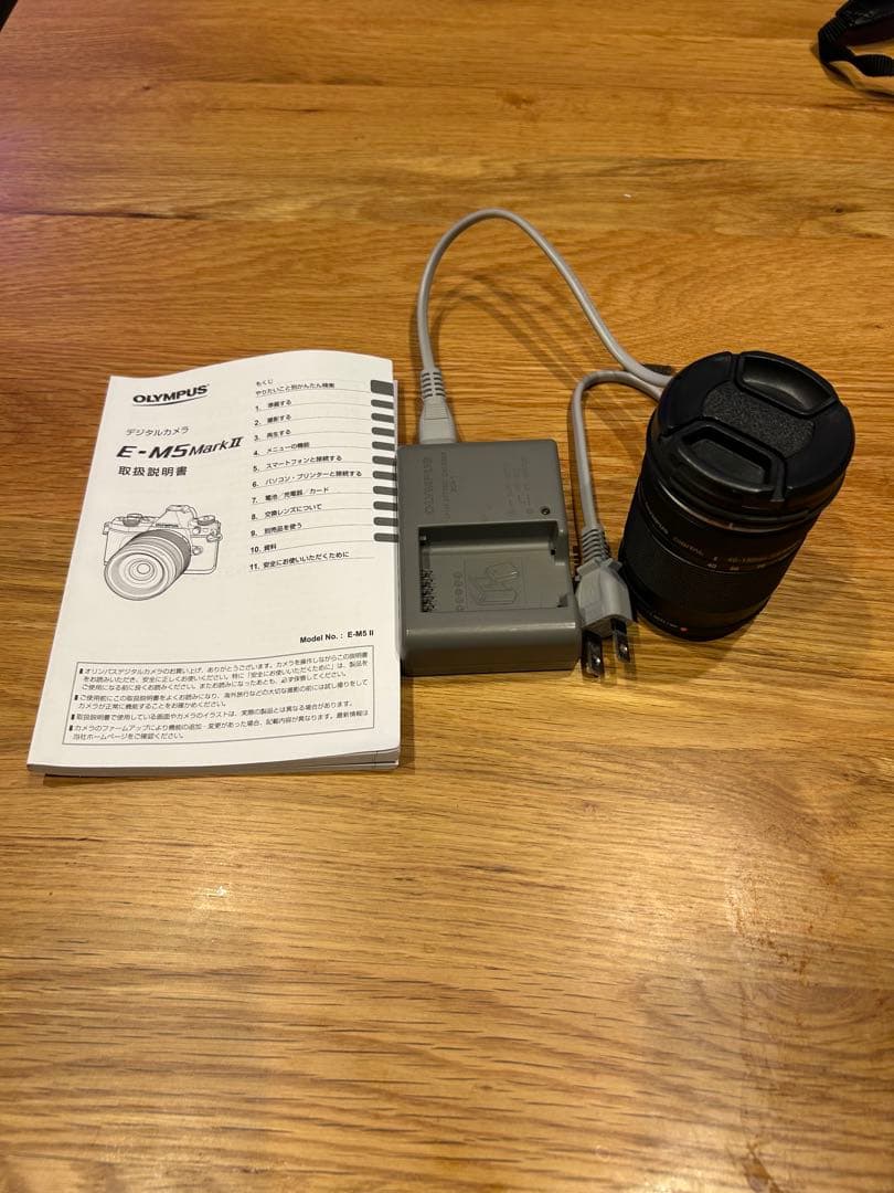 OLYMPUS OM-D E-M5 Markⅱ デジタルカメラ　望遠レンズ付き