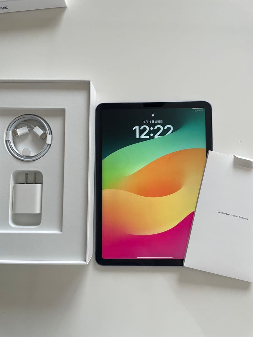 【新品同様品】iPad Air：第5世代 Apple Pencil：第2世代