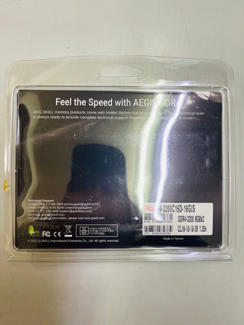 ②G.Skill F4-3200C16D-16GIS 16GBDDR4 3200