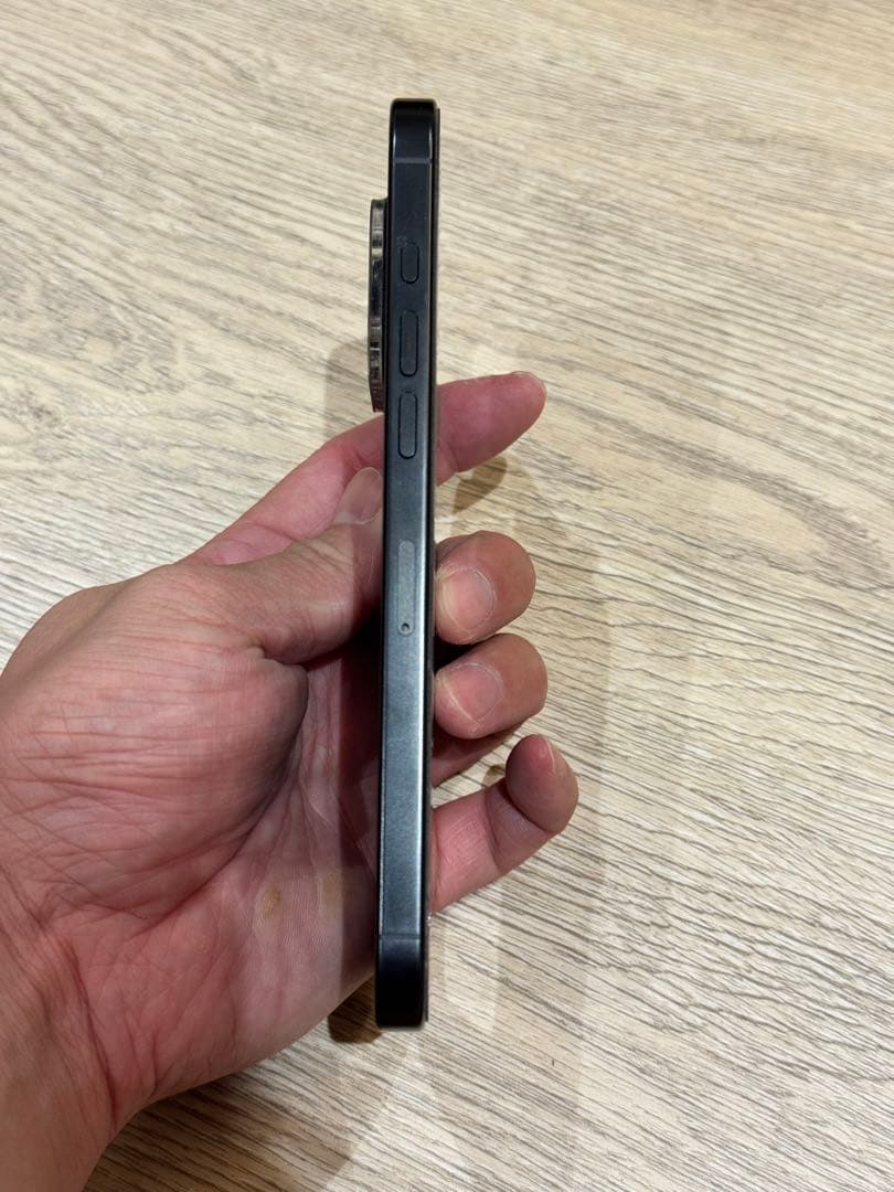 最大容量97% iPhone 16 Pro Max 256GBブラックチタニウム