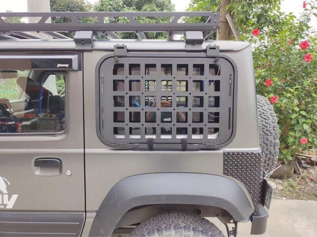 ジムニー　リアウィンドウラック