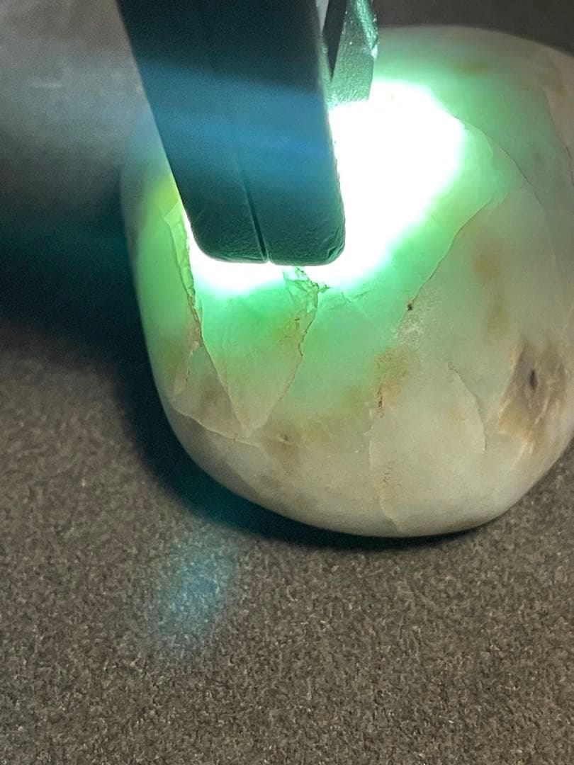 縄文期 翡翠製 緒締め玉形大珠　出土品　糸魚川翡翠