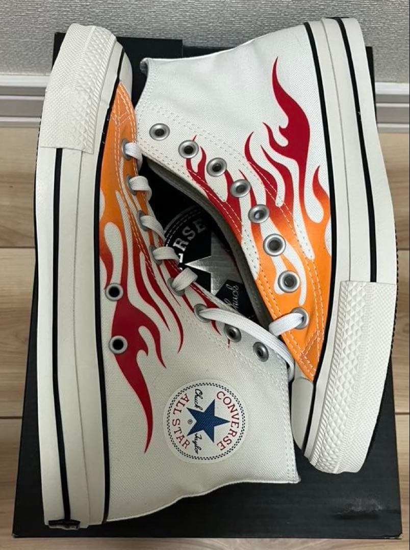 ほぼ未使用　CONVERSE 100周年ChuckTaylor フレイム　箱付き
