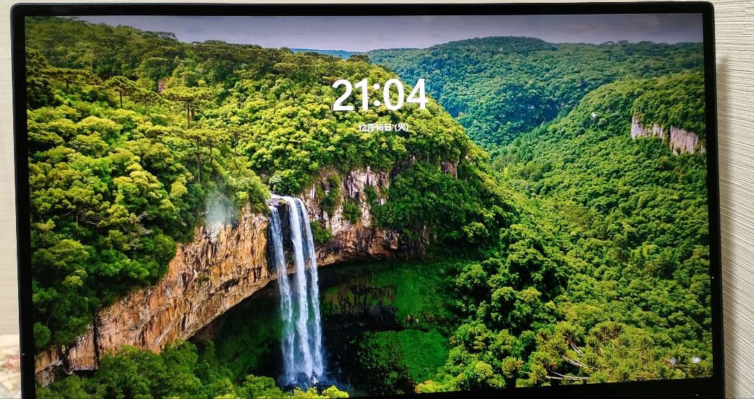 Windowsノート本体 DELL XPS15 9570