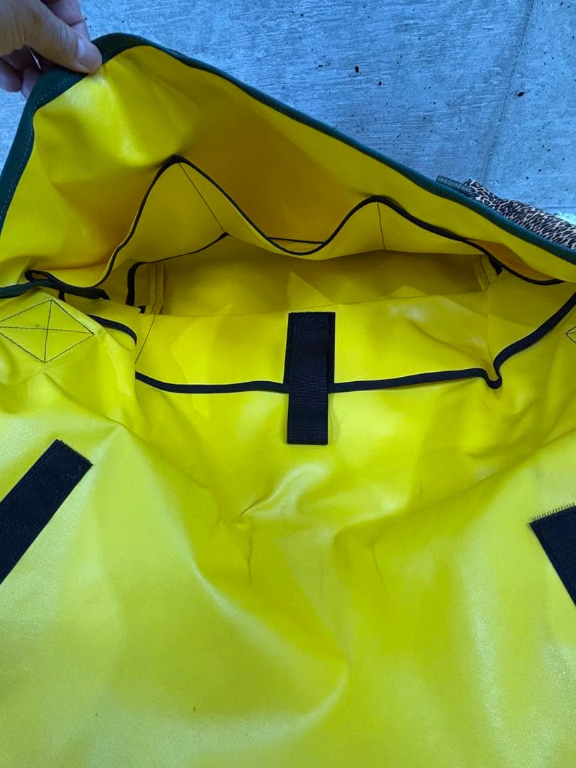 THE BLUE LUG ヒョウ柄 大判 メッセンジャーバッグ カバン 鞄