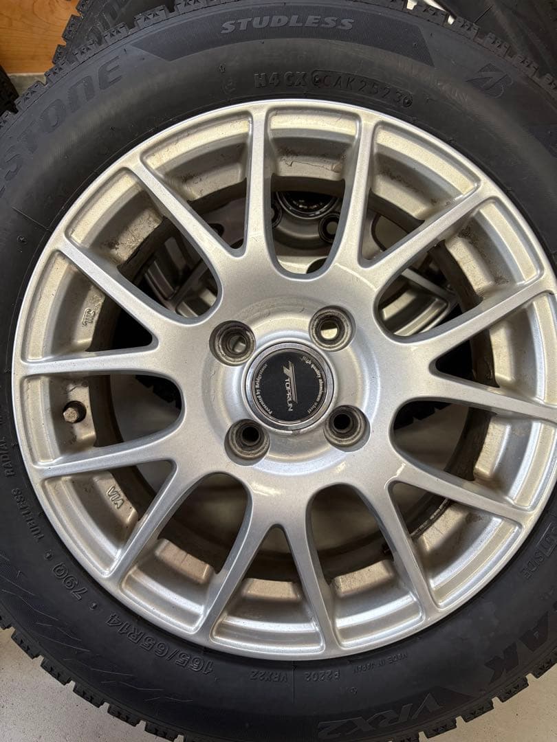 165/65R14 VRX2 スタッドレスタイヤ　ホイール付き