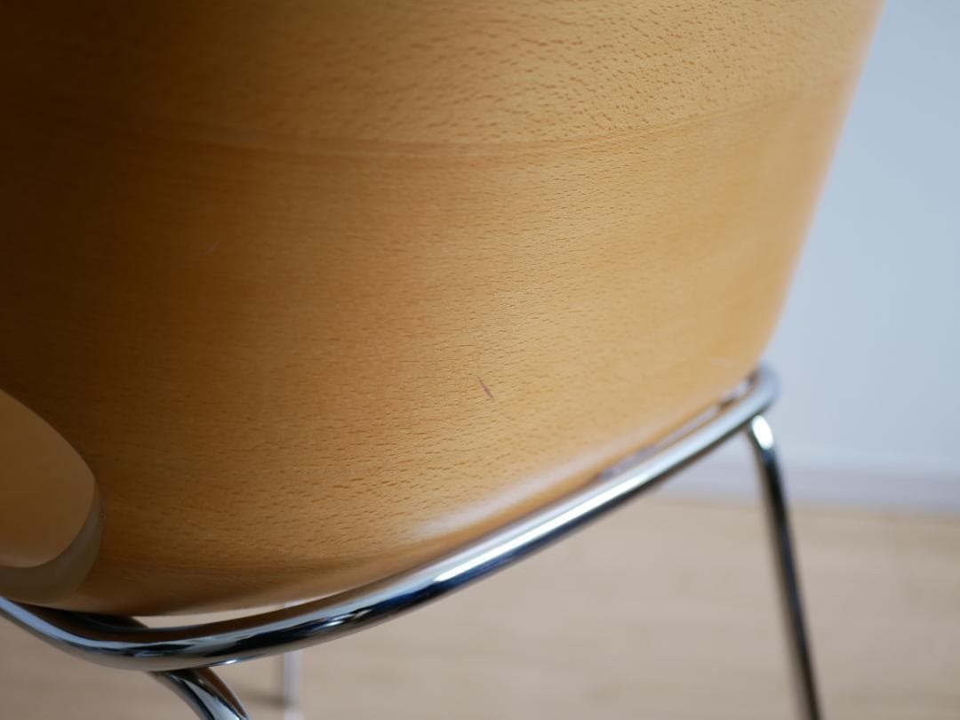 ナチュラルウッド アームレスト付きチェア　椅子