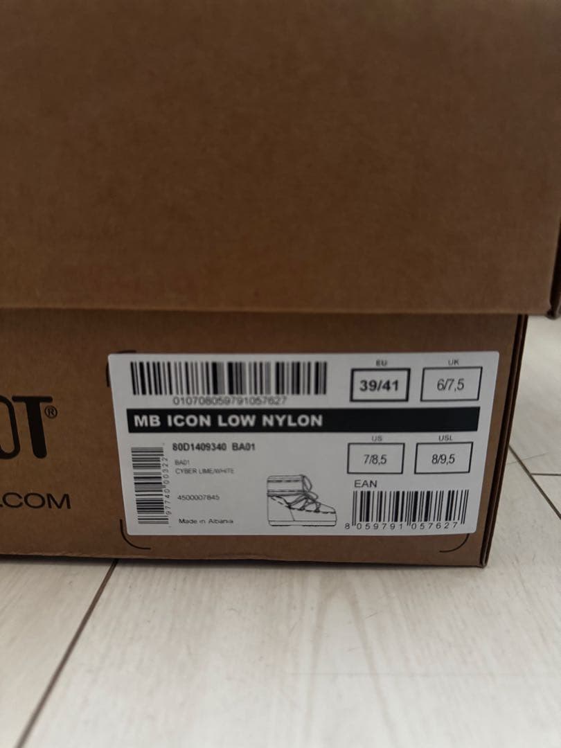 MOON BOOT スノーブーツ ホワイト/ライム サイズ 24.5