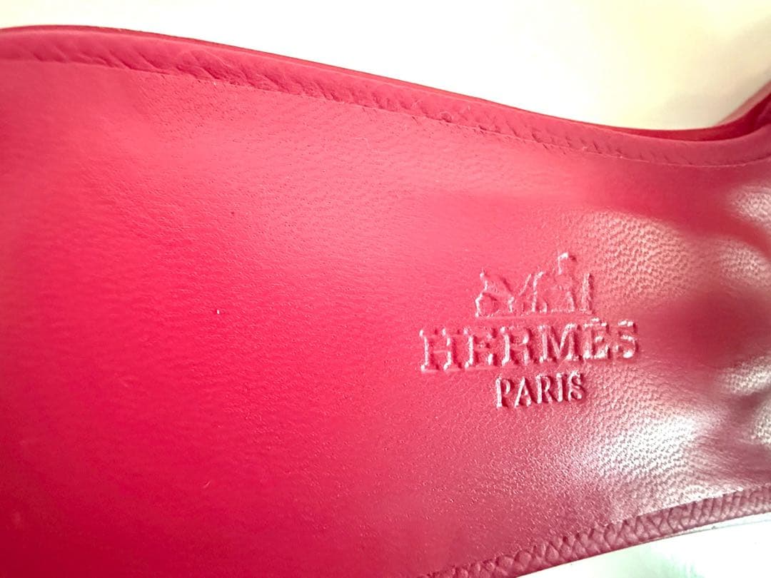 大特価・エルメス、サンダル サントリーニ、バイカラー 夏にぴったりのお色です